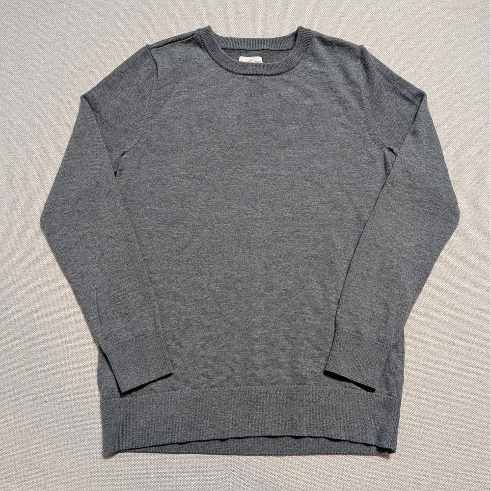 LL Bean Signature Men's M Merino Wool Crew Neck Sweater Dark Gray Lightweight